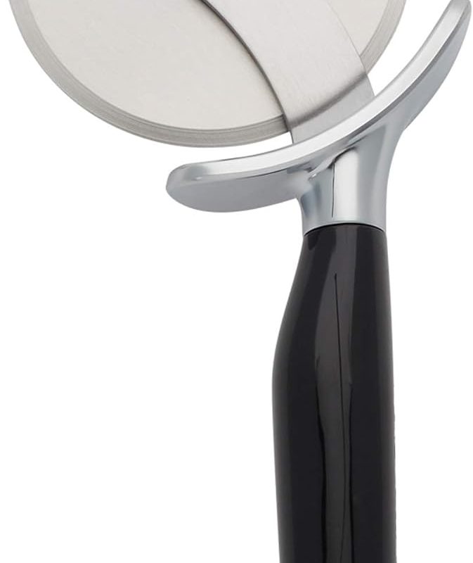 KitchenAid Classic Pizza Wheel with Sharp Blade For Cutting Through Crusts, Pies and More, Built In Finger Guard for Safety and Comfort Grip to Protect Fingers, Dishwasher Safe, 9-Inch, Black